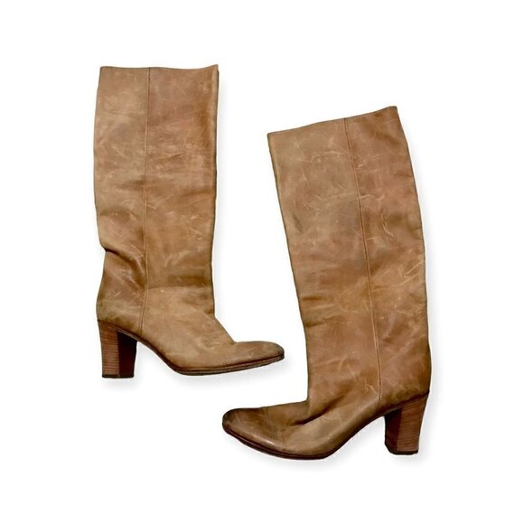 Margiela classic long boot in distressed leather - Picture 1 of 12